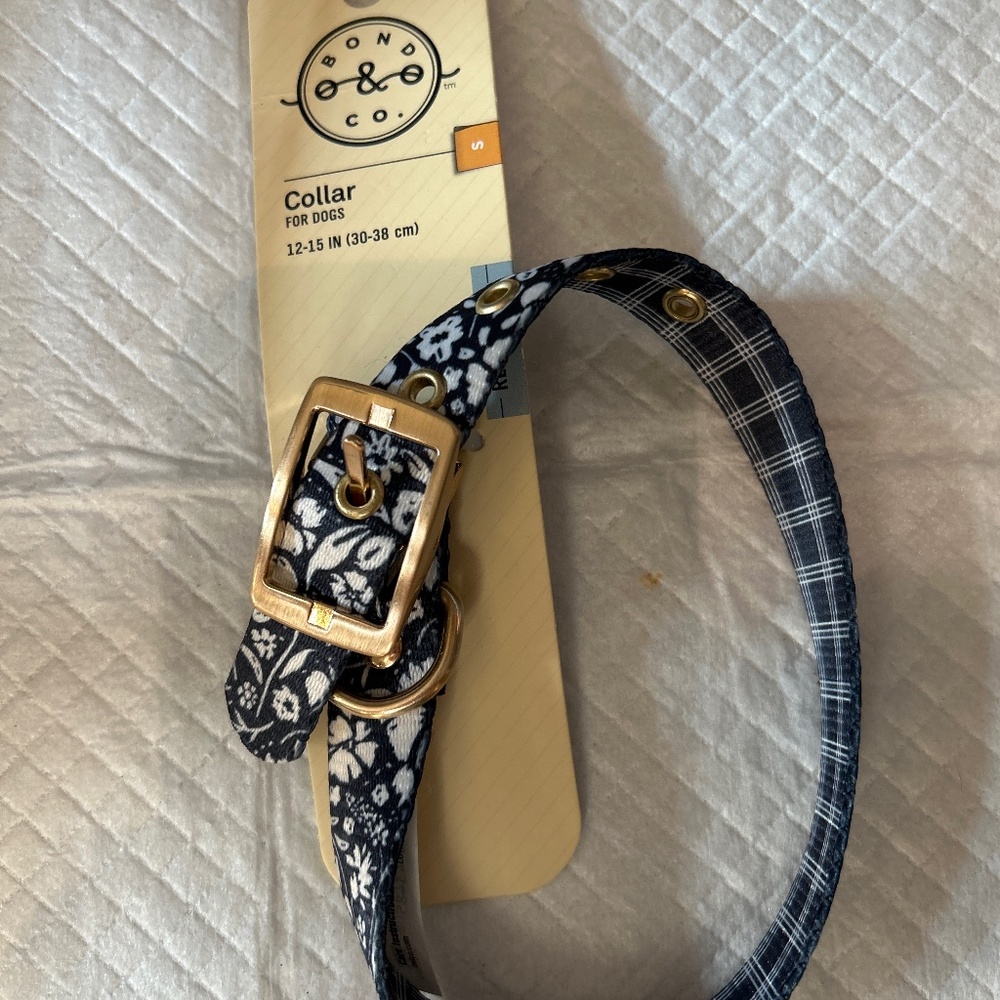 Bond & co reversible collar. Nwts small 12.99